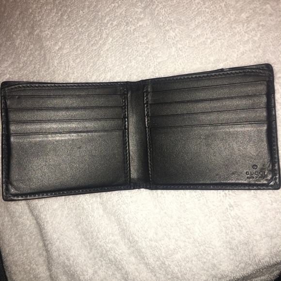 Gucci wallet - Picture 1 of 4